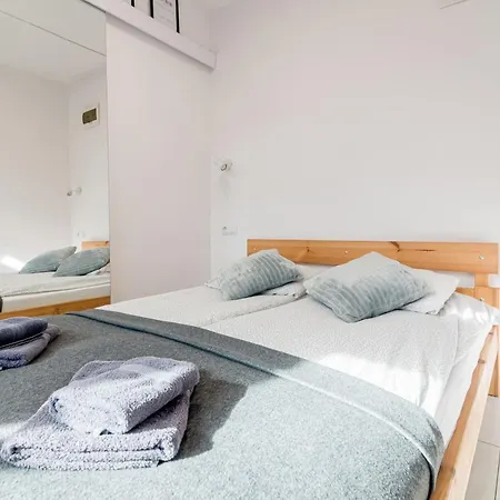 Studio I Pokoje I Pokoje Z Lazienkami Апартаменты