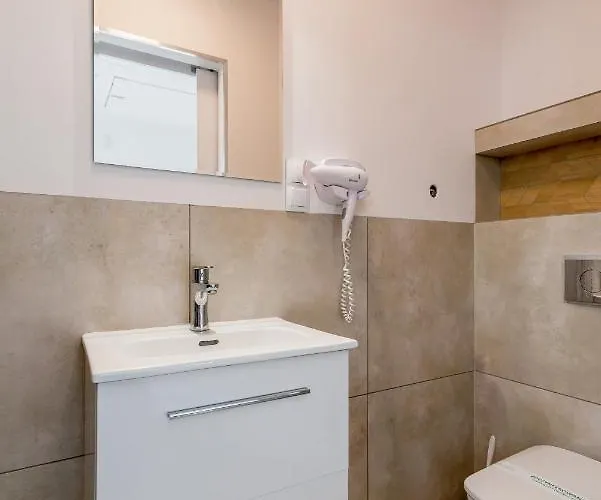Studio I Pokoje I Pokoje Z Lazienkami Апартаменты