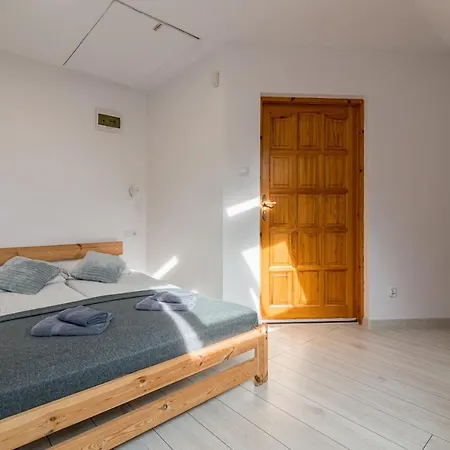 Studio I Pokoje I Pokoje Z Lazienkami