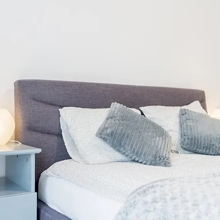 Studio I Pokoje I Pokoje Z Lazienkami