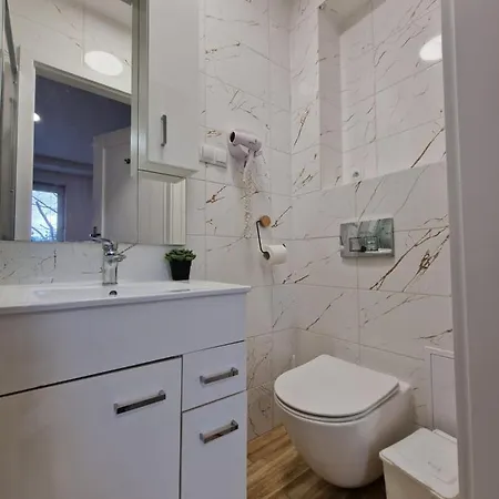 Appartement Studio I Pokoje I Pokoje Z Lazienkami