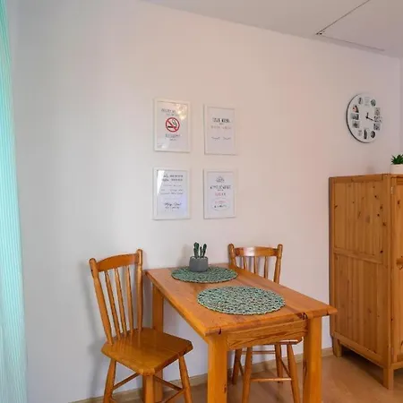Studio I Pokoje I Pokoje Z Lazienkami Gdaňsk